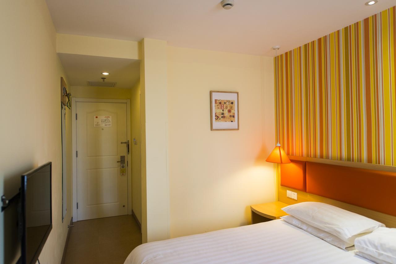 Home Inn Shanghai Pudong Nanpu Bridge Tangqiao Commercial Square Экстерьер фото